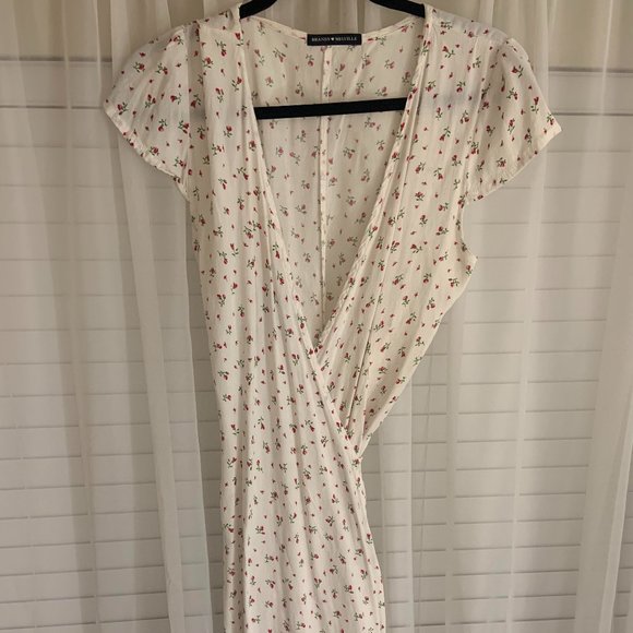 Brandy Melville Dresses Brandy Melville Wrap Dress Poshmark